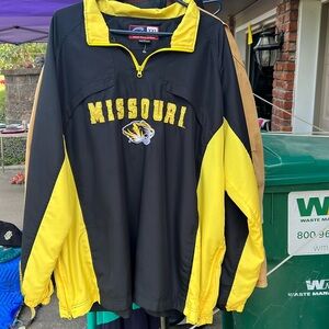 Missouri Tigers Pull over. Windbreaker type material and weight Size XXL